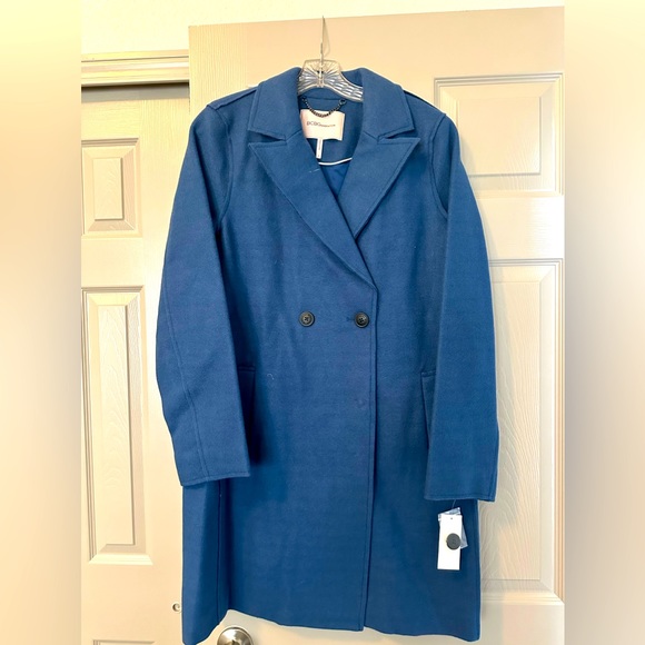 Gently used, BCBG Generation Coat. - Picture 1 of 3